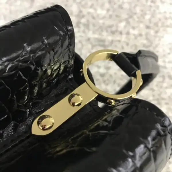 Affordable LOUIS VUITTON CAPUCINES BB