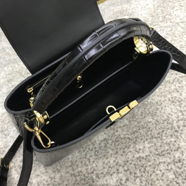 [FREE SHIPPING] LOUIS VUITTON CAPUCINES PM