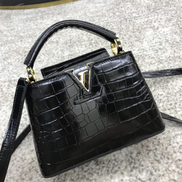 HOT SALE LOUIS VUITTON CAPUCINES MINI