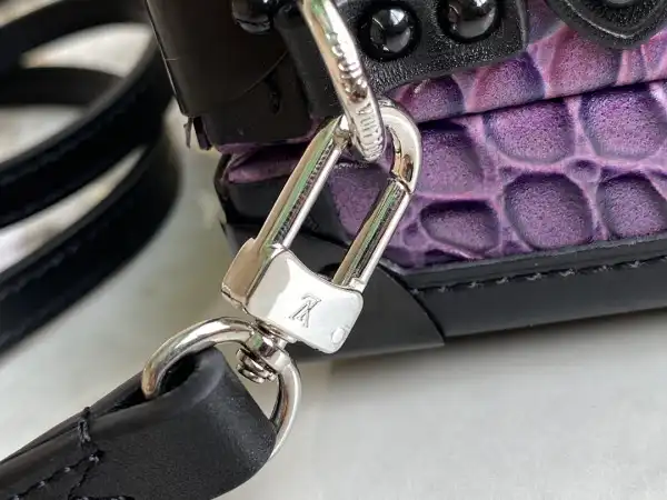 Cheap LOUIS VUITTON PETITE MALLE