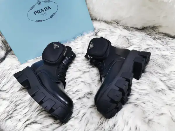 Yupoo bagsoffer PRADA POCKET BOOTS