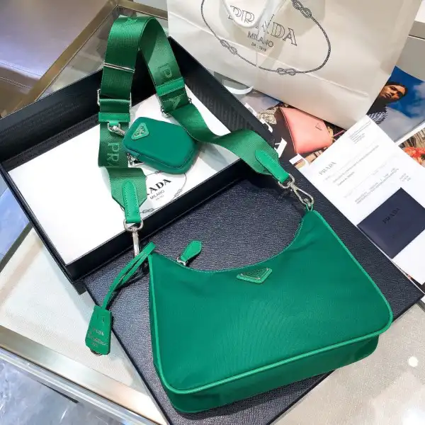 Firstbag Ru PRADA NYLON HOBO BAG