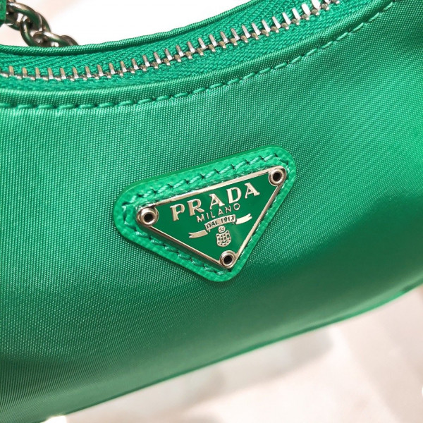 HOT SALE PRADA RE-EDITION 2005 NYLON SHOULDER BAG