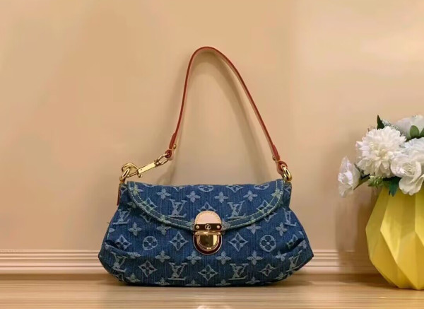 HOT SALE LOUIS VUITTON PLEATY HANDBAG