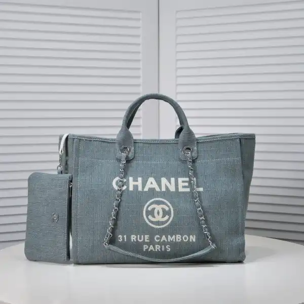 CHANEL SHOPPING BAG