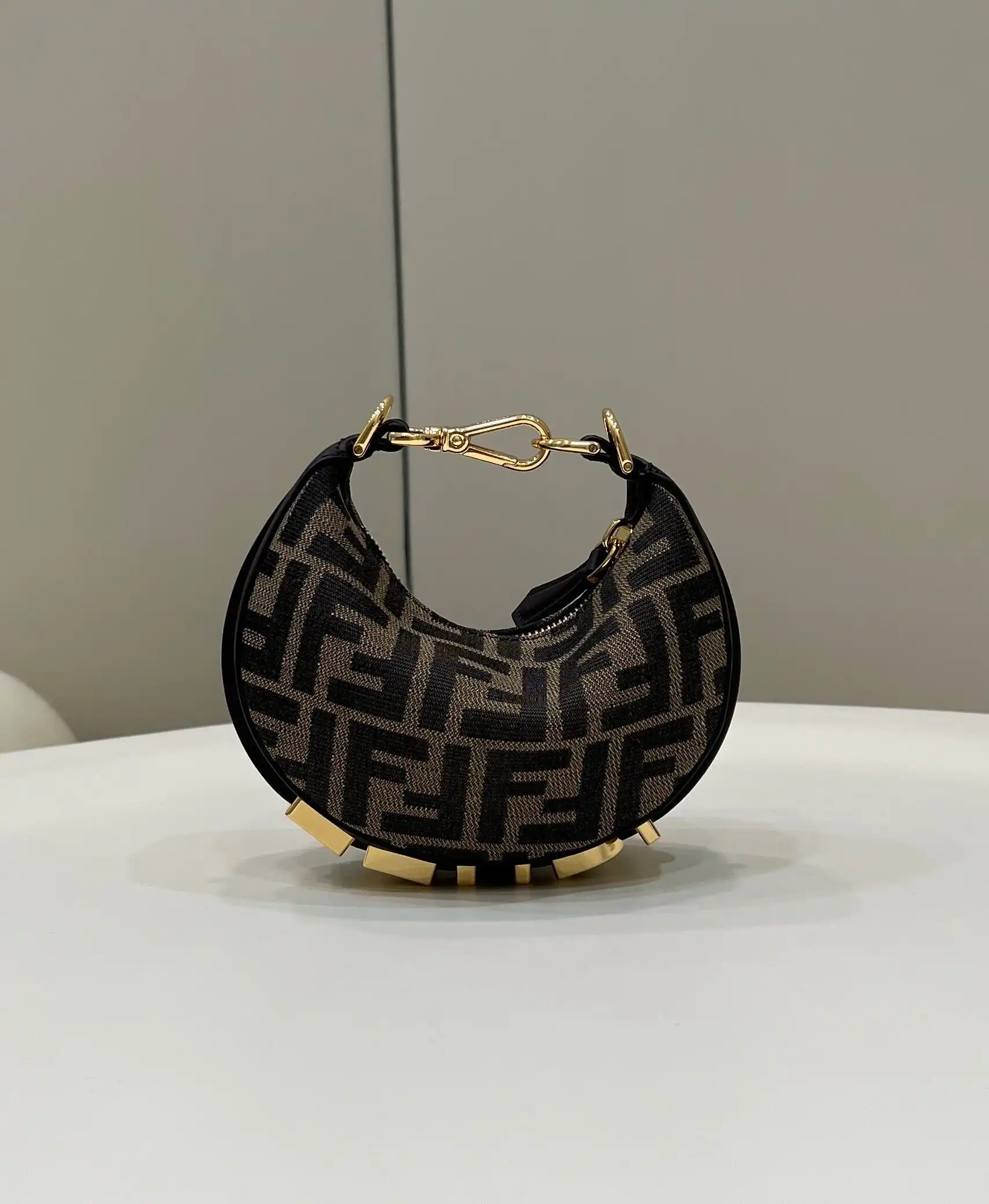 Fendi Nano Fendigraphy-16.5*14*5CM