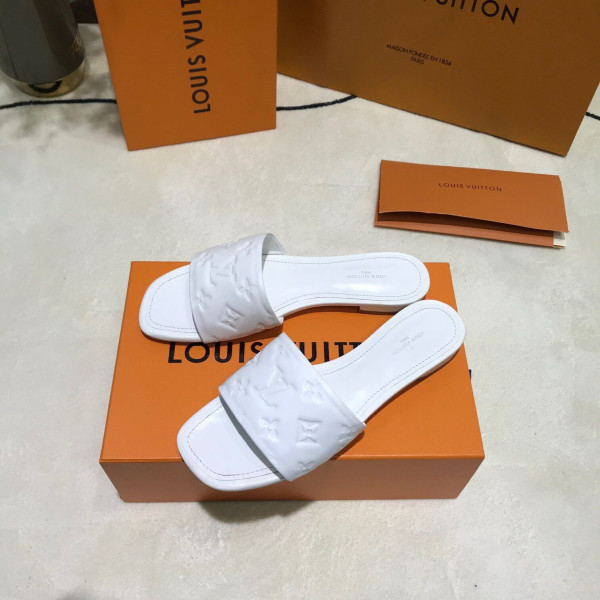 HOT SALE LOUIS VUITTON SLIPPERS