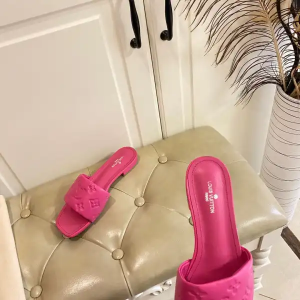 LOUIS VUITTON SLIPPERS