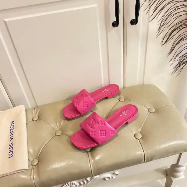 LOUIS VUITTON SLIPPERS