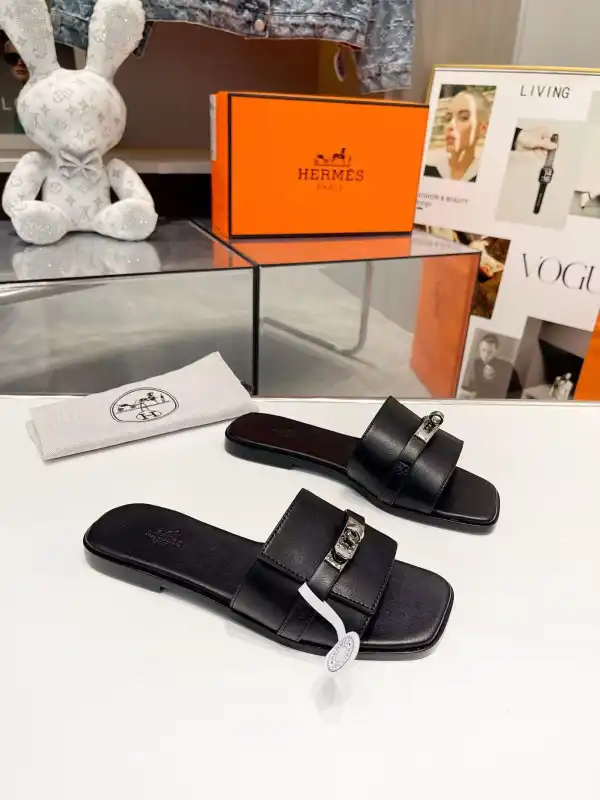 HERMES Giulia  SANDAL