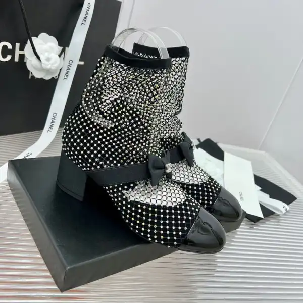 CHANEL Leather ankle  BOOTS