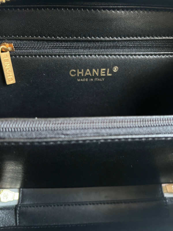 [FREE SHIPPING] CL VANITY CASE