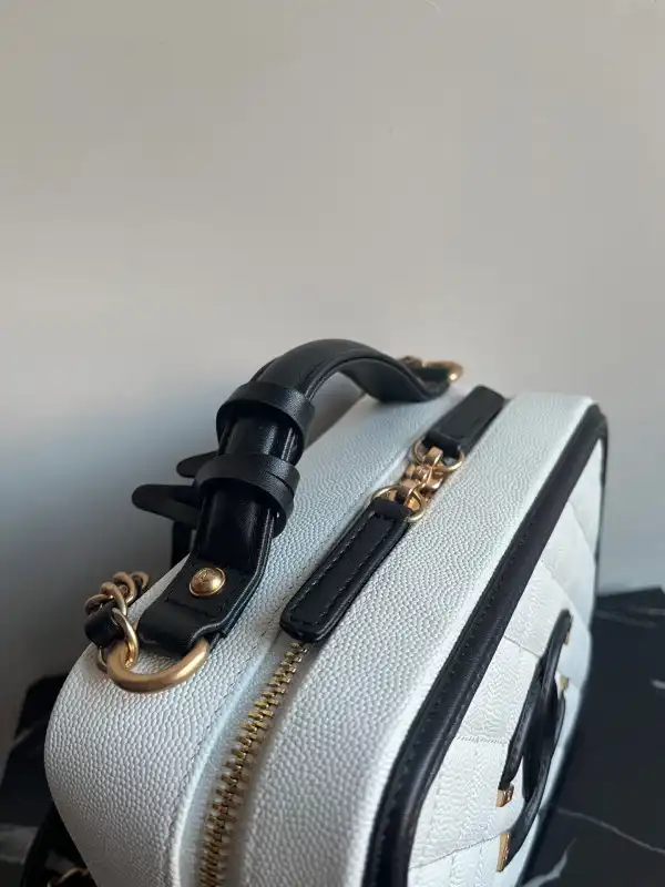 CHANEL VANITY CASE