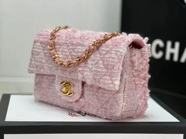 CHANEL FLAP BAG