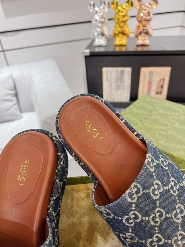 HOT SALE GUCCI  PLATFORM SLIDE