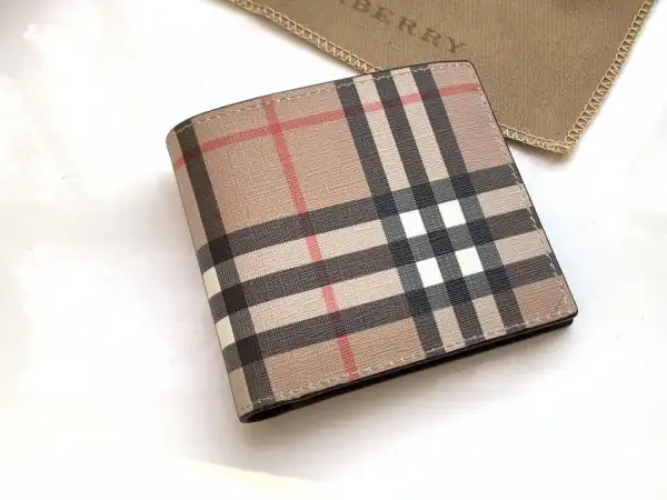 BURBERRY WALLET