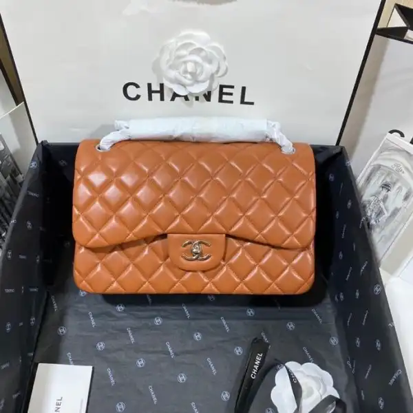 Firstbag Ru CHANEL FLAP BAG