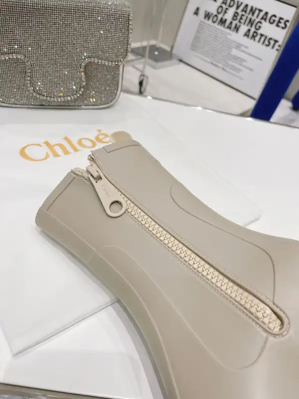 CHLOÉ RAIN BOOTS