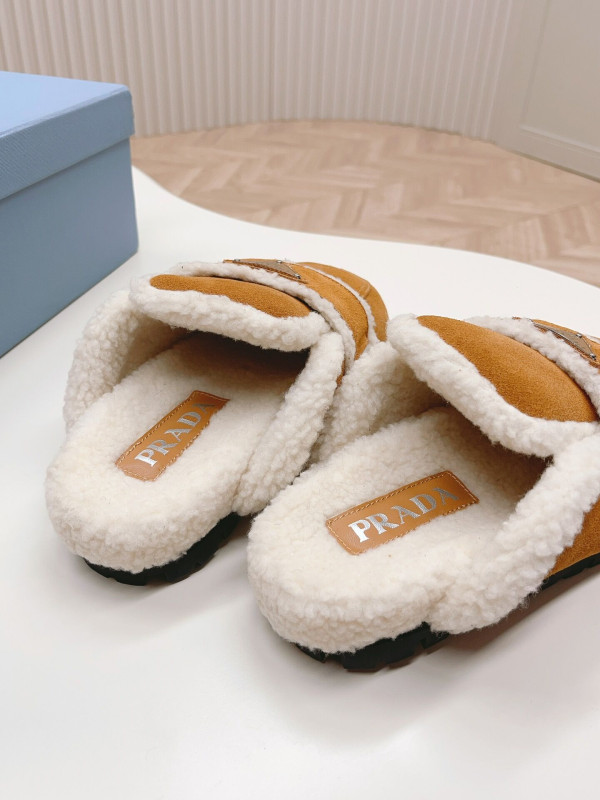 HOT SALE PRADA SHEARLING SLIPPERS