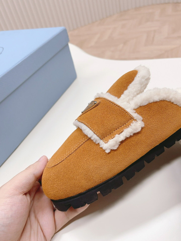 HOT SALE PRADA SHEARLING SLIPPERS