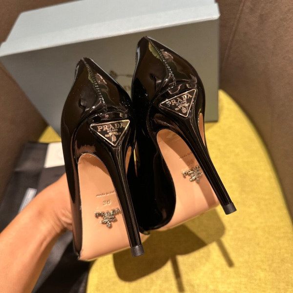 HOT SALE PRADA PUMPS