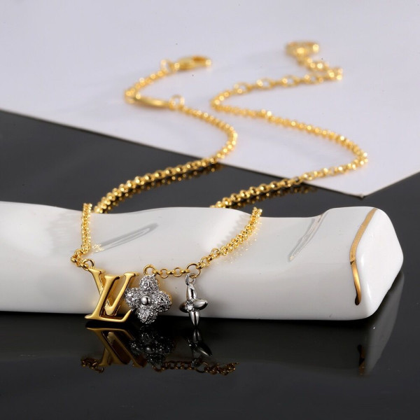 HOT SALE LOUIS VUITTON NECKLACE