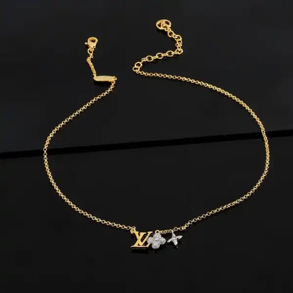 LOUIS VUITTON NECKLACE