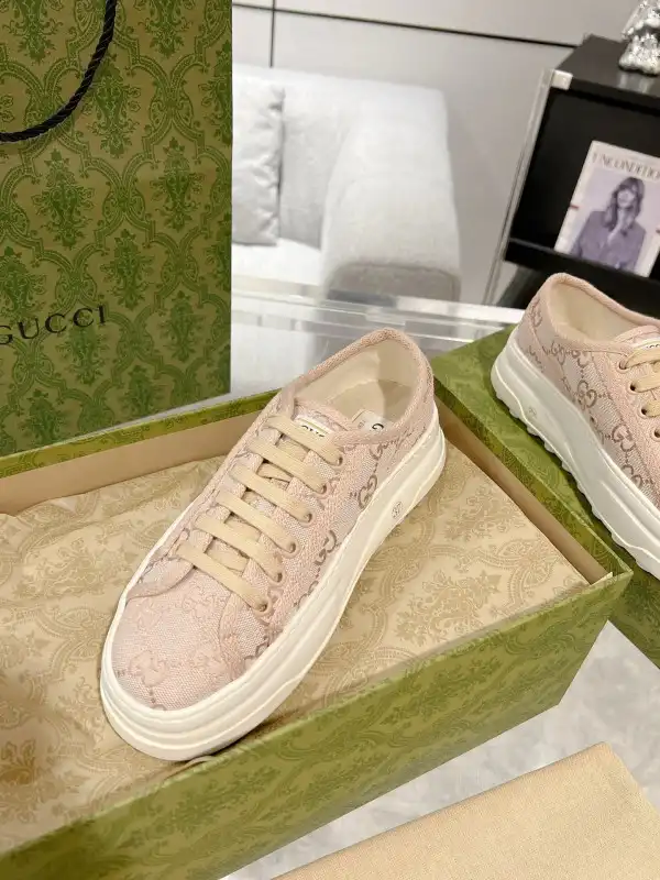 Frstbag ru GUCCI SNEAKER