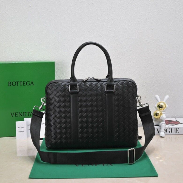 HOT SALE Bottega Veneta Slim Intrecciato Briefcase