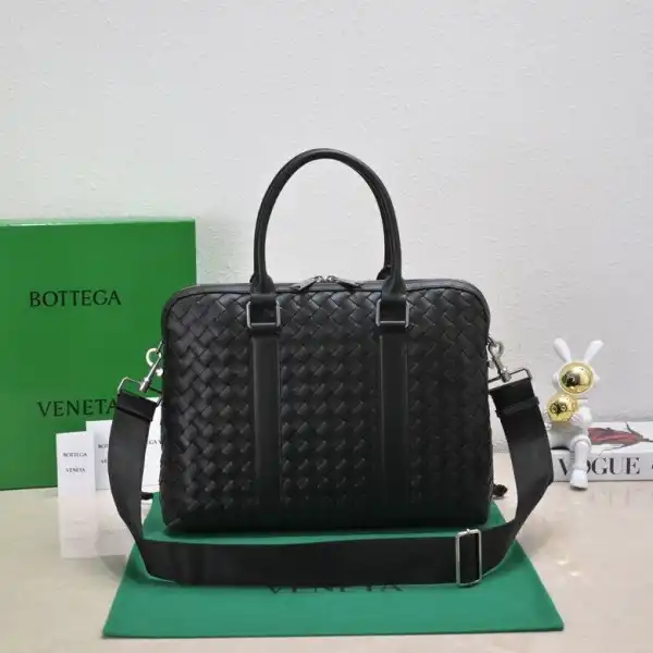 Yupoo bagsoffer Bottega Veneta Slim Intrecciato Briefcase