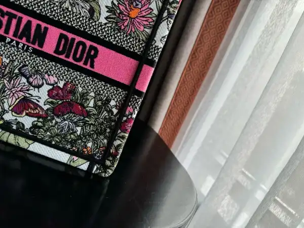 Affordable SMALL DIRO BOOK TOTE-26.5*21*14CM