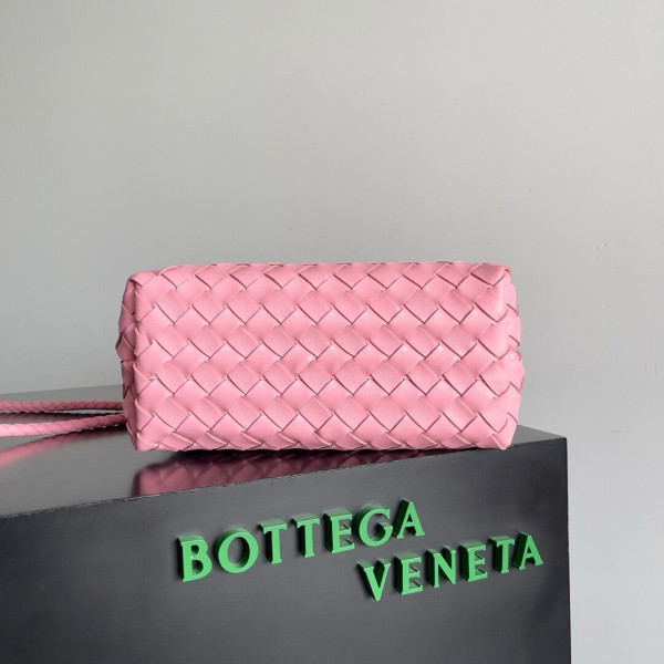 BOTTEGA VENETA SMALL ANDIAMO-25*22*10.5cm