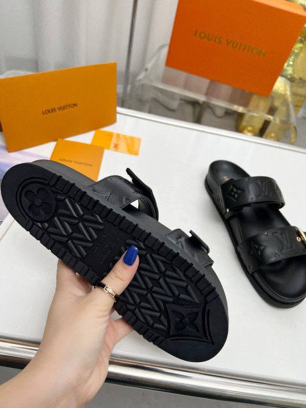 HOT SALE LOUIS VUITTON SLIPPERS