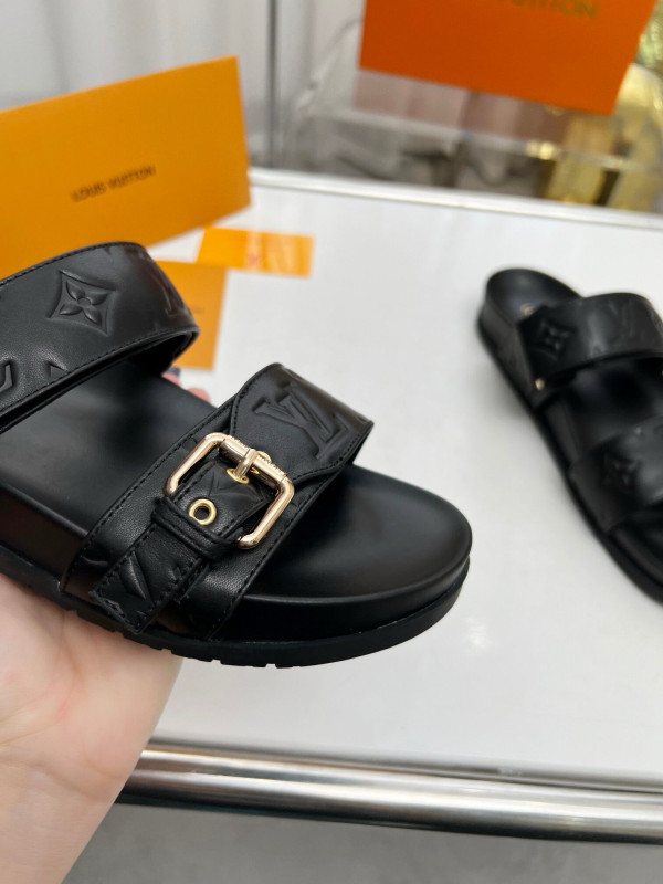 HOT SALE LOUIS VUITTON SLIPPERS