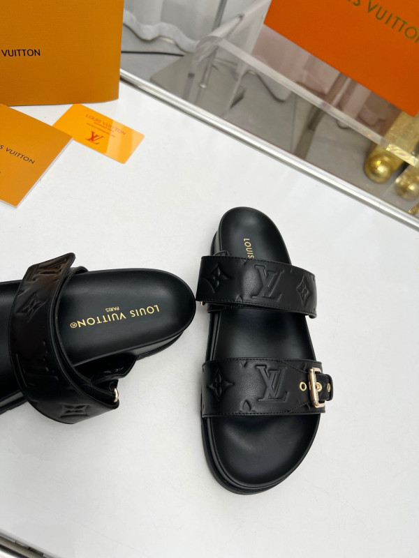 HOT SALE LOUIS VUITTON SLIPPERS