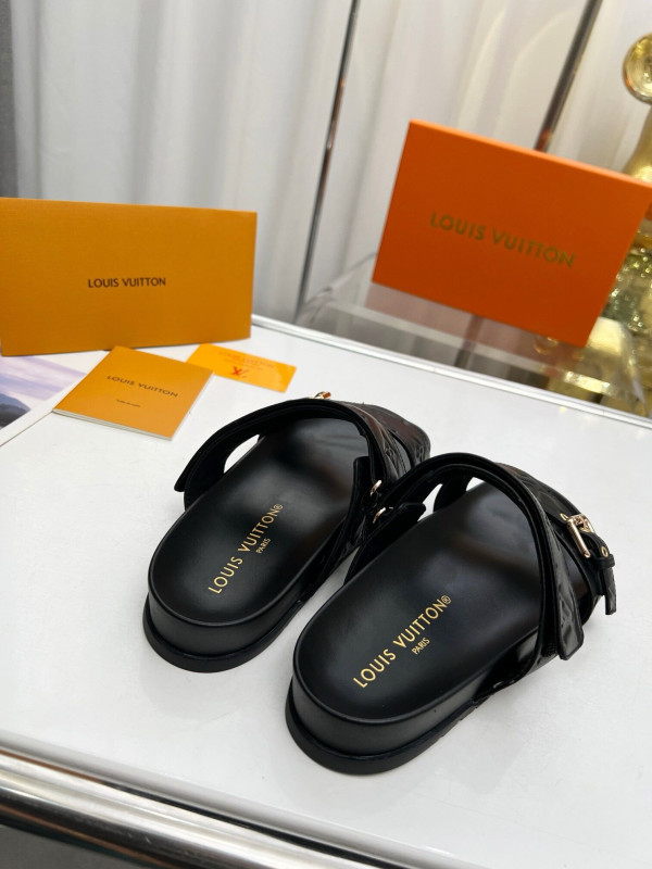 HOT SALE LOUIS VUITTON SLIPPERS