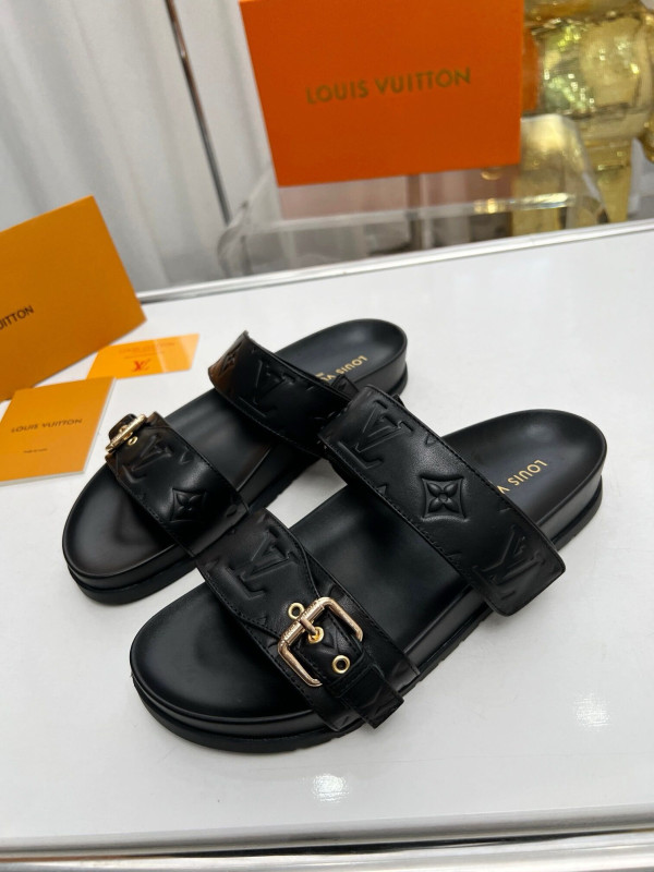 HOT SALE LOUIS VUITTON SLIPPERS