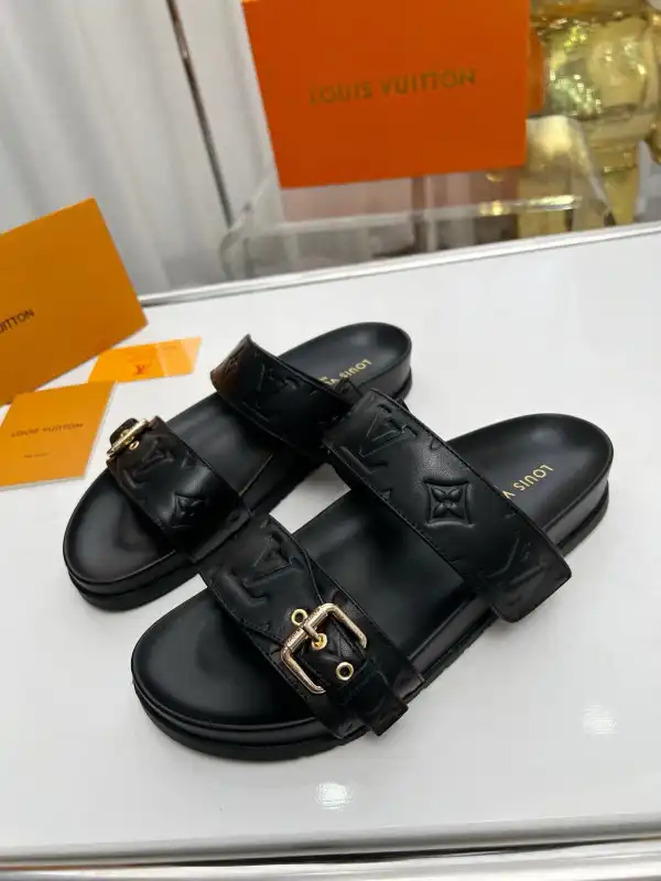 Yupoo bagsoffer LOUIS VUITTON SLIPPERS