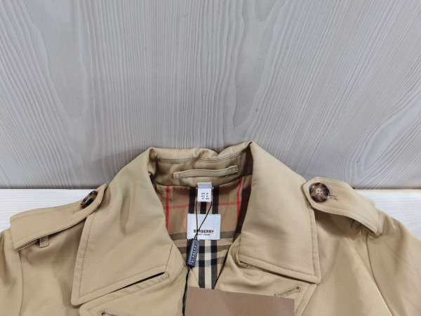 HOT SALE BURBERRY Mid-length Kensington Heritage Trench Coat