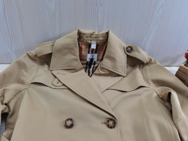 HOT SALE BURBERRY Mid-length Kensington Heritage Trench Coat