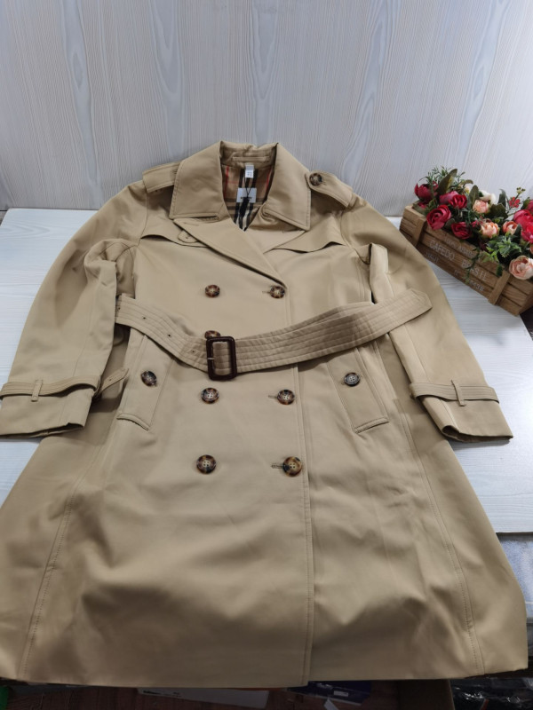 HOT SALE BURBERRY Mid-length Kensington Heritage Trench Coat