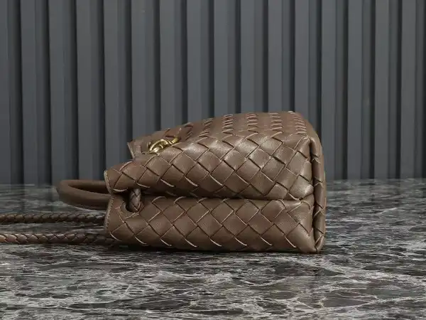 Yupoo bagsoffer BOTTEGA VENETA SMALL ANDIAMO-25*22*10.5cm