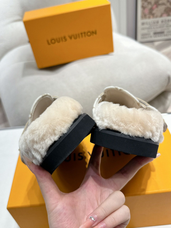 HOT SALE LOUIS VUITTON SANDALS