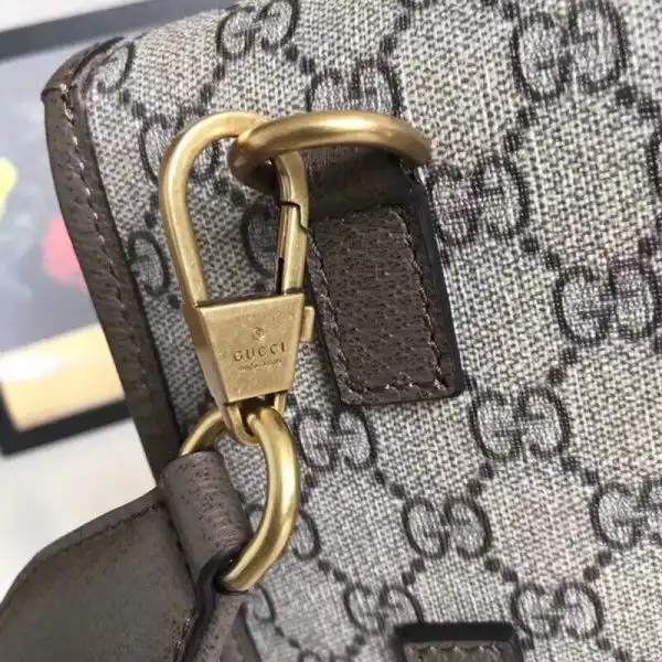 Bagsoffer Gucci GG messenger bag