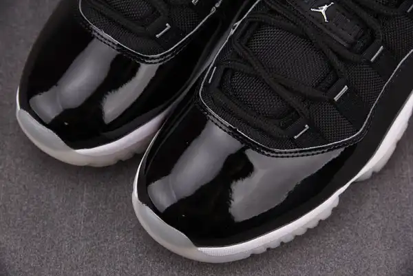 AIR JORDAN 11 “25TH ANNIVERSARY” CT8012-011