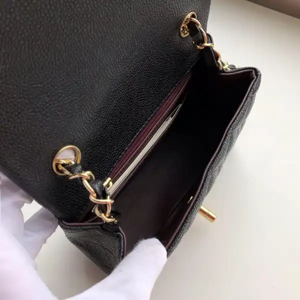 CHANEL FLAP BAG 17CM