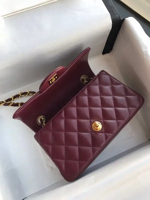 First bag ru CHANEL FLAP BAG