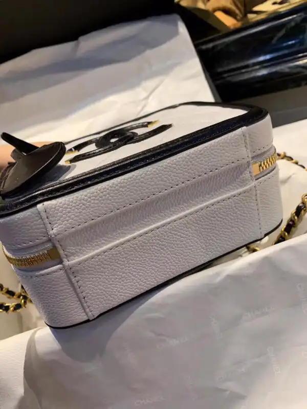 CHANEL VANITY CASE