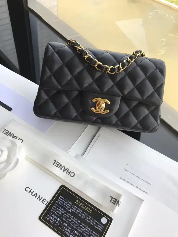 First bag ru CHANEL FLAP BAG