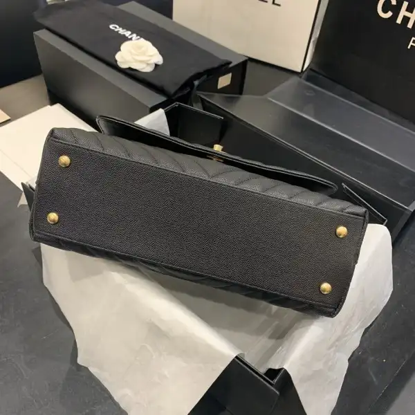 CHANEL COCO HANDLE BAG